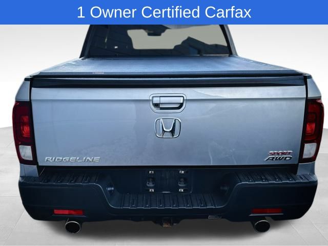 2021 Honda Ridgeline Sport photo 2