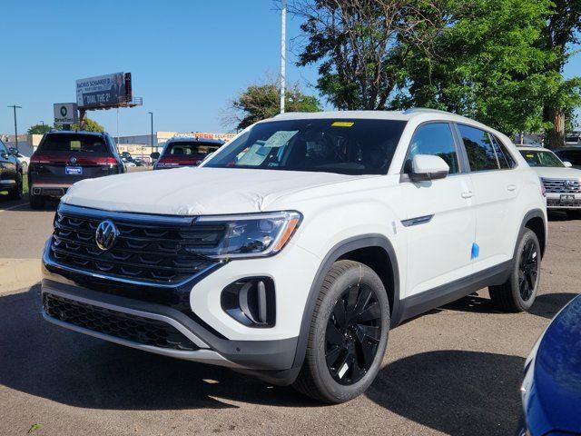 2025 Volkswagen Atlas Cross Sport SE Technology photo 3