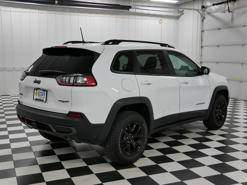 2022 Jeep Cherokee Trailhawk photo 3