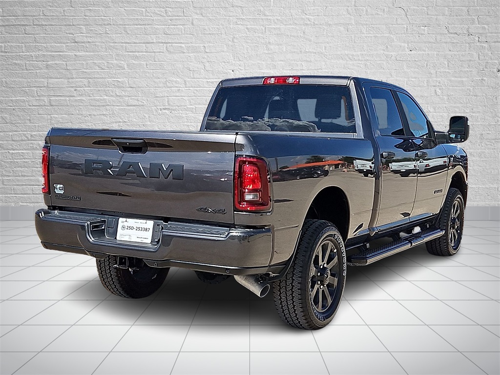 2025 Ram 2500 Big Horn photo 4