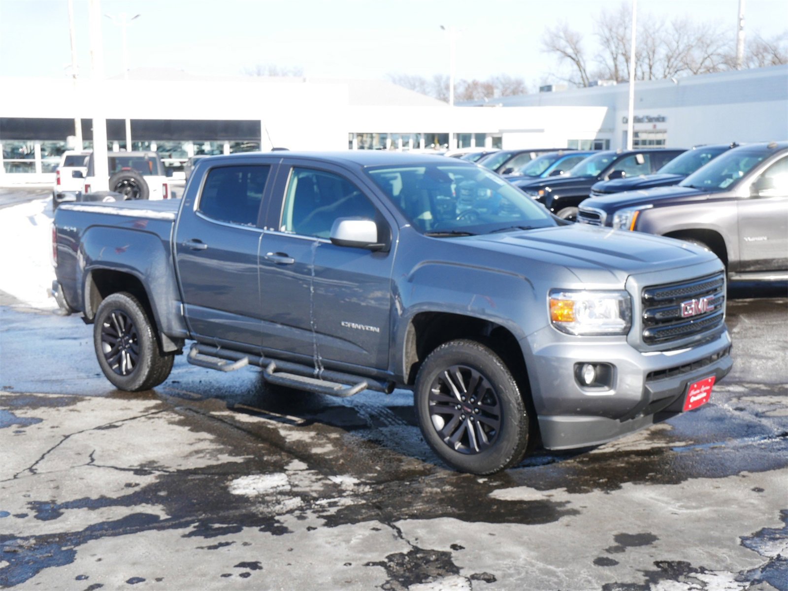 Used 2020 GMC Canyon SLE with VIN 1GTG6CEN3L1187557 for sale in White Bear Lake, Minnesota