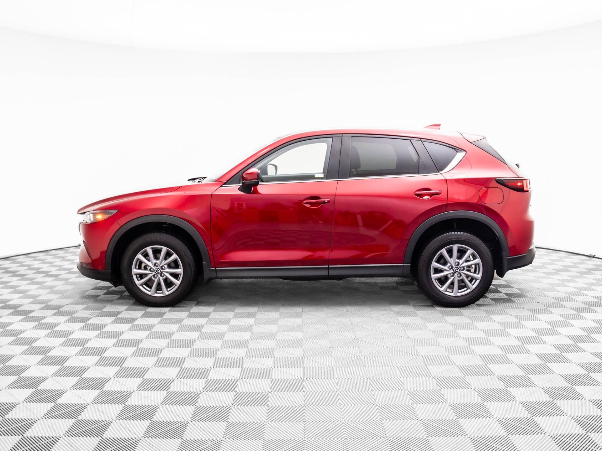 2023 Mazda CX-5 2.5 S Preferred photo 4