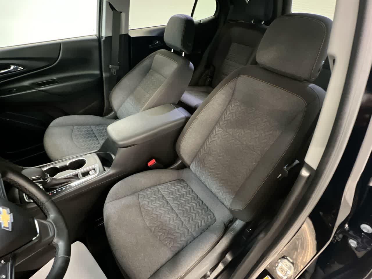 2023 Chevrolet Equinox LT photo 6