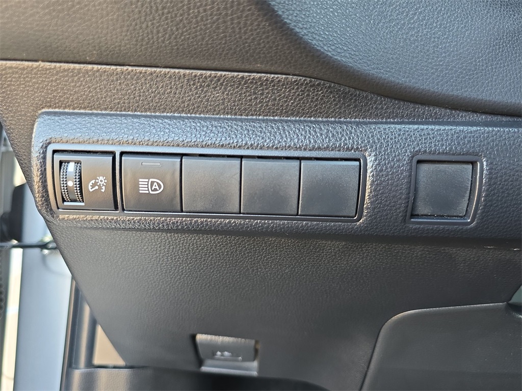 2022 Toyota Corolla SE photo 21