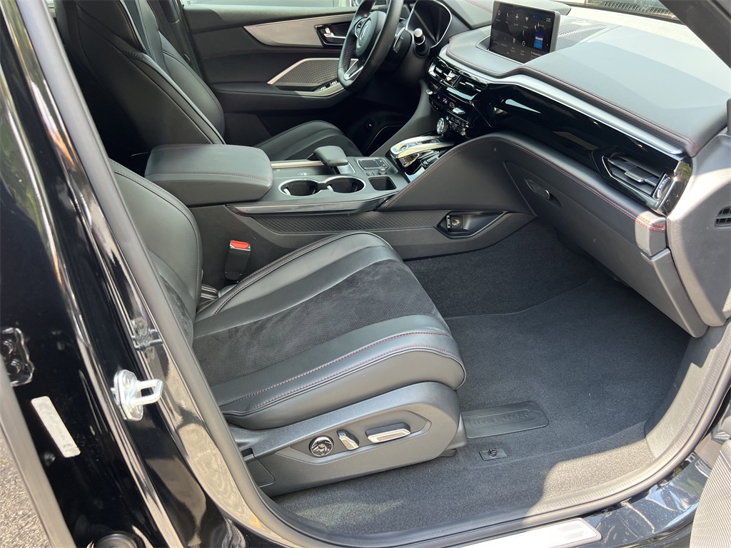 2023 Acura MDX A-Spec SH-AWD photo 11