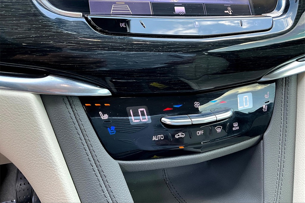 2020 Cadillac XT6 Premium Luxury photo 15