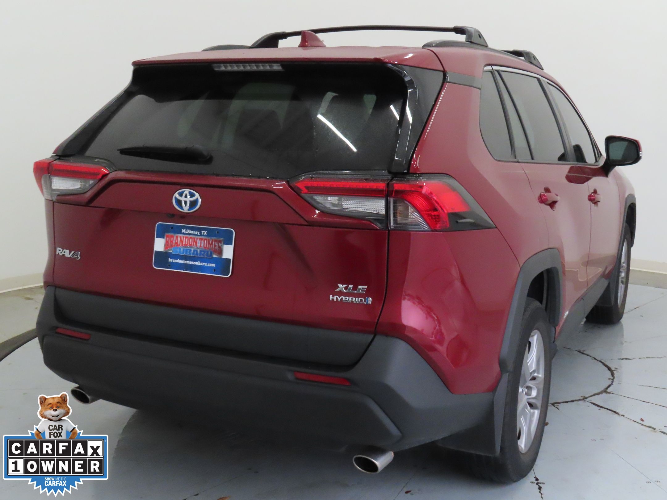 2024 Toyota RAV4 Hybrid XLE photo 3