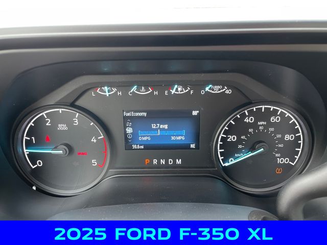 2025 Ford F-350 photo 2