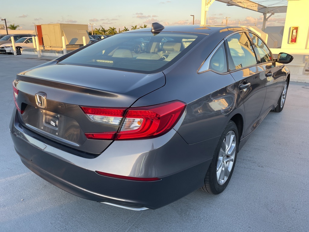 2020 Honda Accord LX photo 4