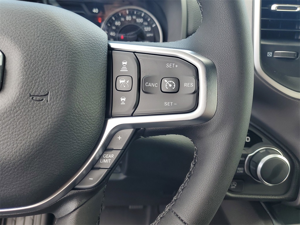 2025 Ram 1500 Big Horn Lone Star photo 11