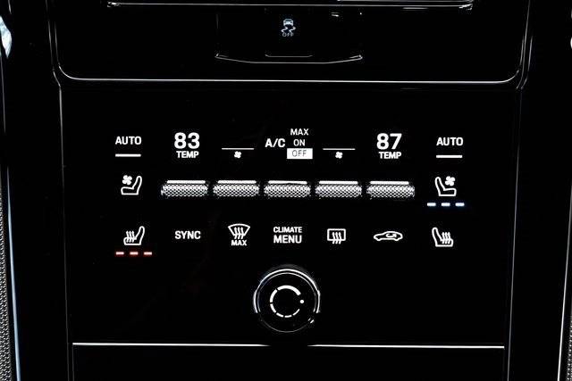 2025 Porsche Panamera 4 photo 22