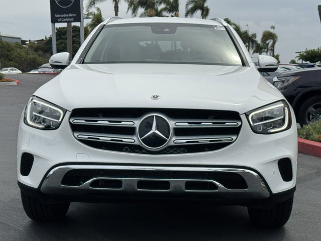 2022 Mercedes Benz GLC 300 photo 3