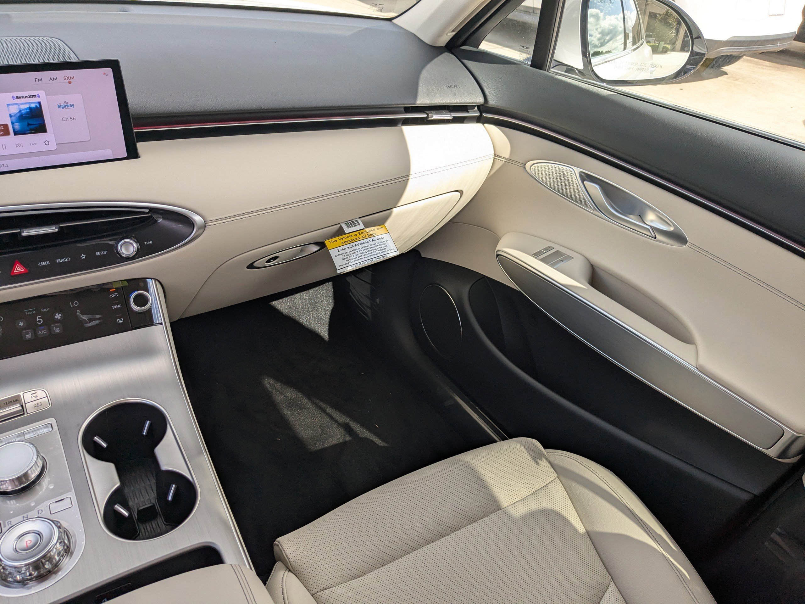2026 Genesis GV70 2.5T Select photo 11