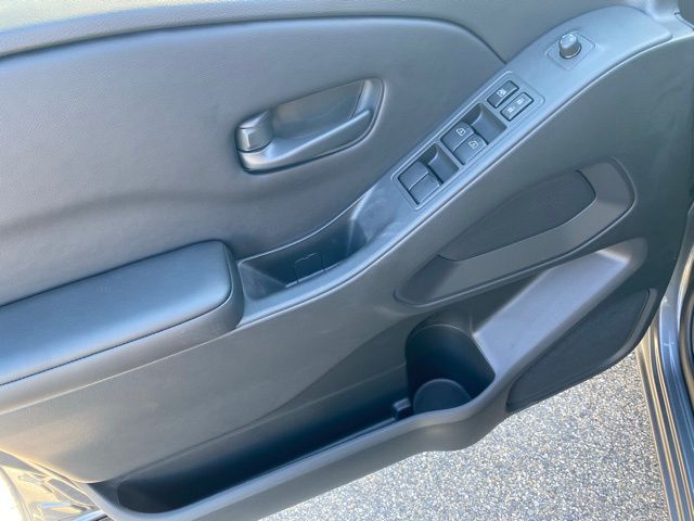 2026 Nissan Frontier SV photo 6