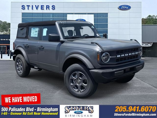 2025 Ford Bronco 4-Door Base's photo