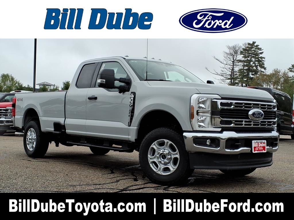 2026 Ford F-350 Super Duty XLT's photo