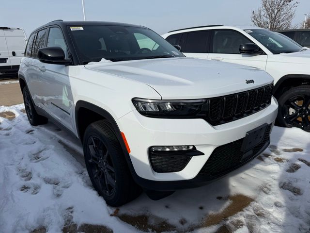 2025 Jeep Grand Cherokee Limited's photo