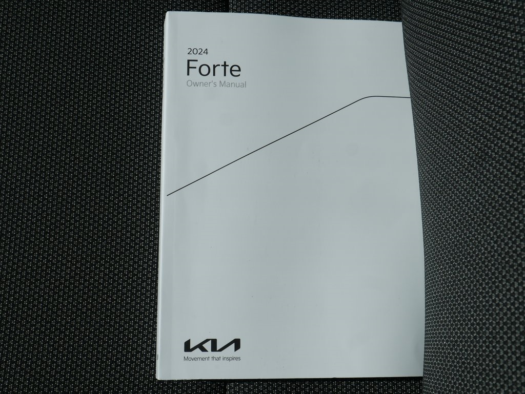 2024 Kia Forte LXS photo 26