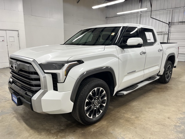 2023 Toyota Tundra Limited photo 3