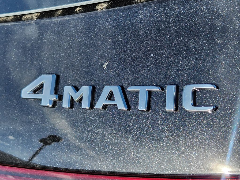 2026 Mercedes Benz GLE 450 4MATIC photo 3