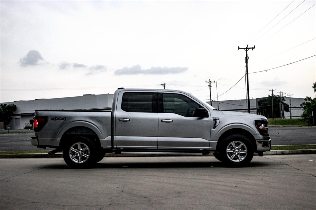 2024 Ford F-150 XLT photo 3