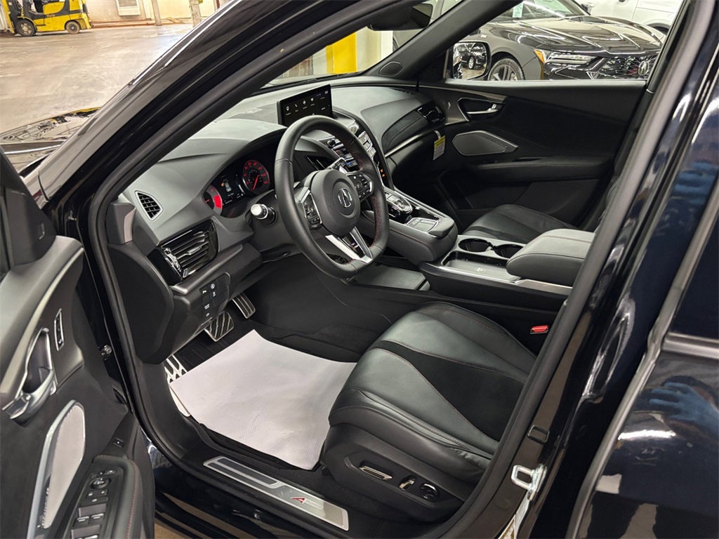 2025 Acura RDX A-Spec photo 10