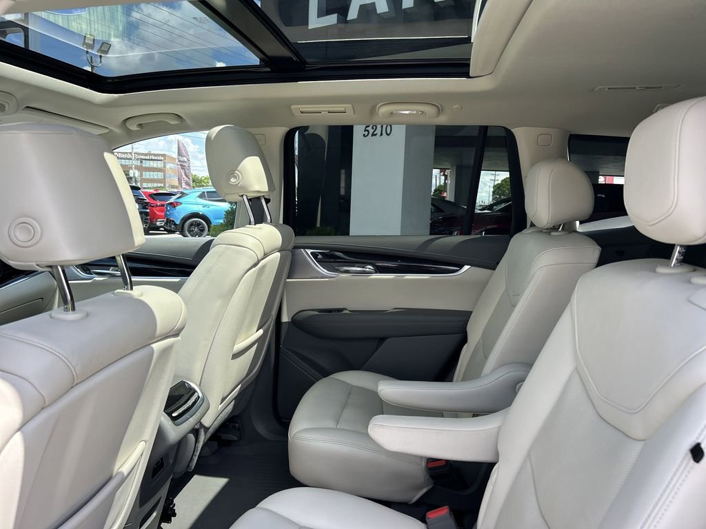 2023 Cadillac XT6 Premium Luxury photo 17