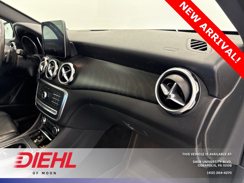 2018 Mercedes Benz GLA 250 4MATIC photo 15