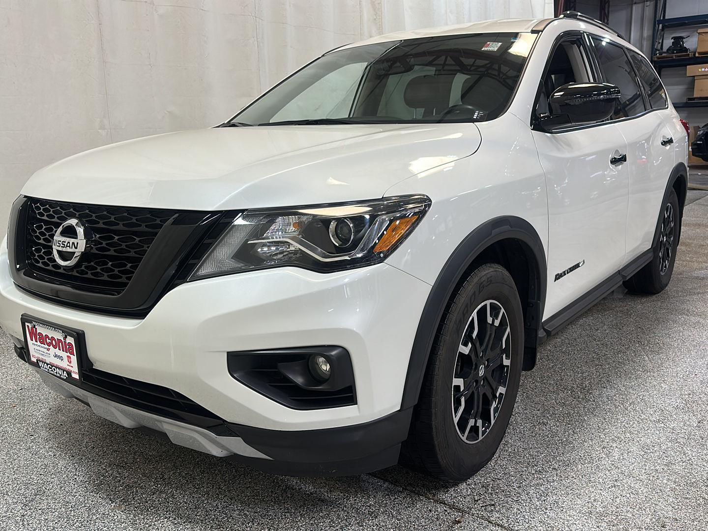 Used 2020 Nissan Pathfinder SV with VIN 5N1DR2BM5LC640500 for sale in Waconia, Minnesota