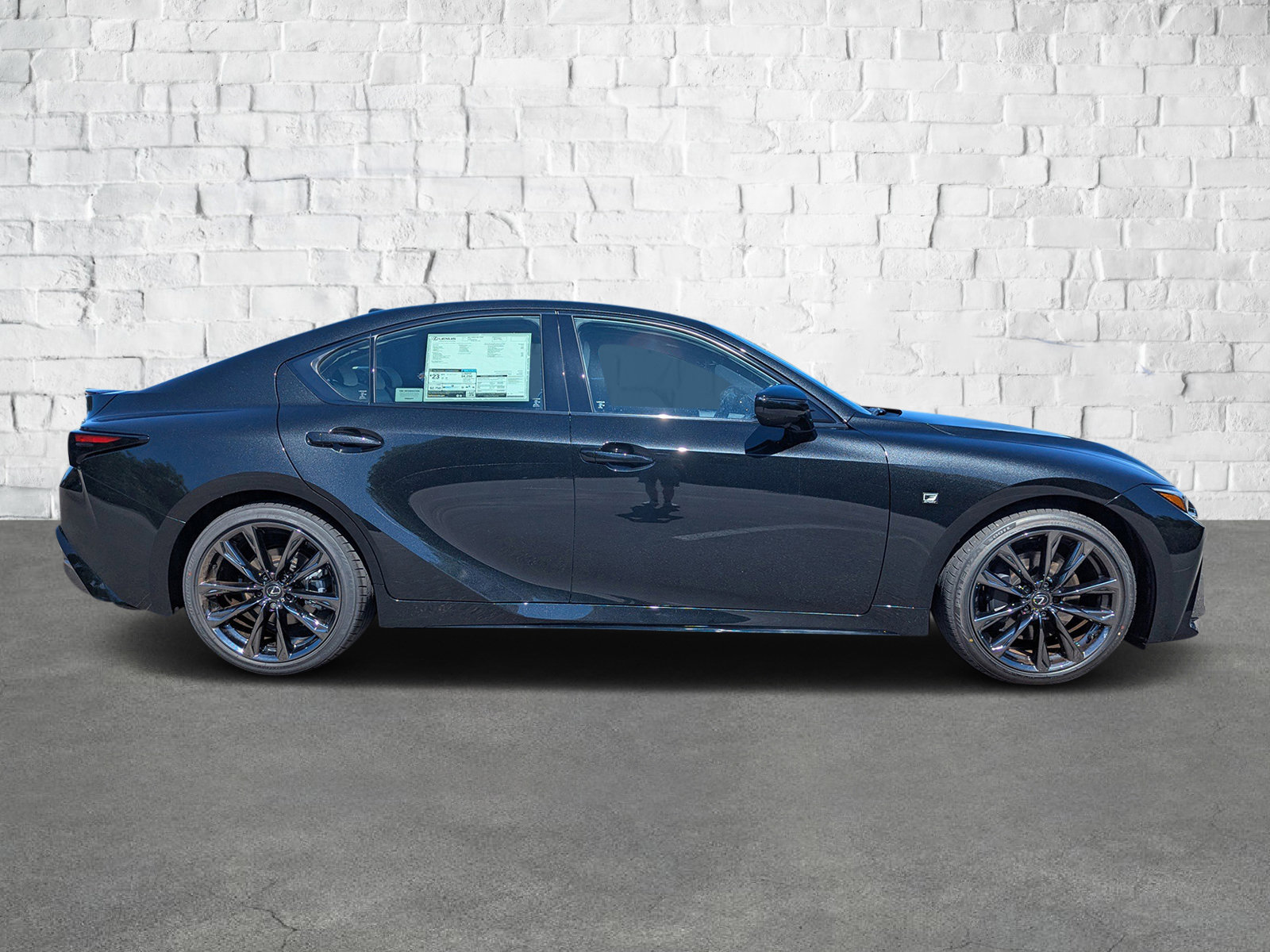 2025 Lexus IS 350 F SPORT photo 3