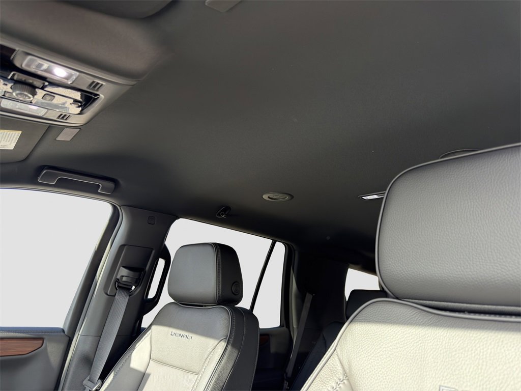 2026 Gmc Yukon Denali photo 4