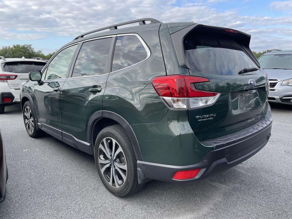 2023 Subaru Forester Limited photo 3
