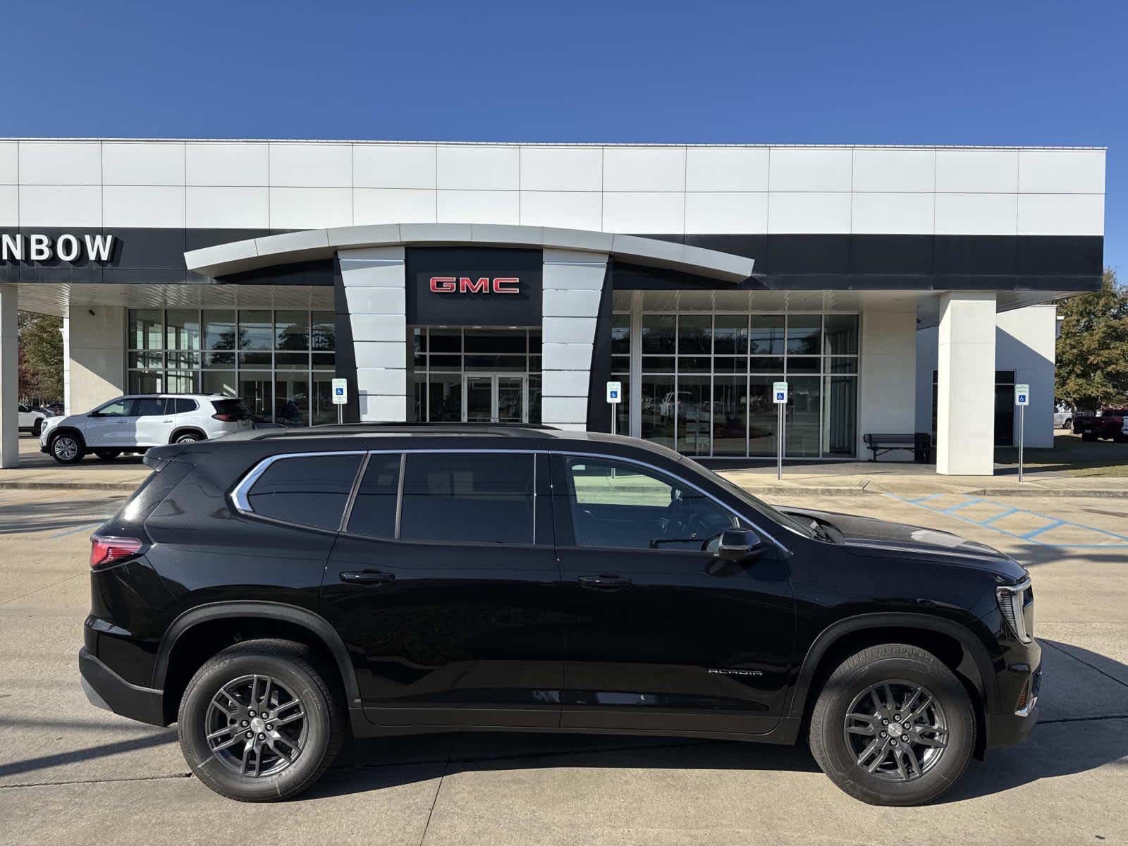 2026 GMC Acadia Elevation's photo