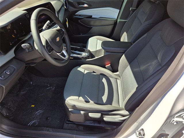 2026 Chevrolet Trax photo 6