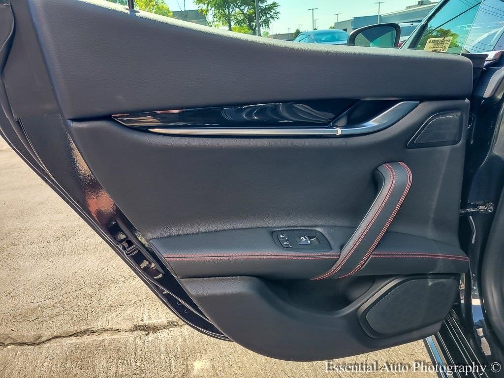 2022 Maserati Ghibli Modena Q4 photo 19