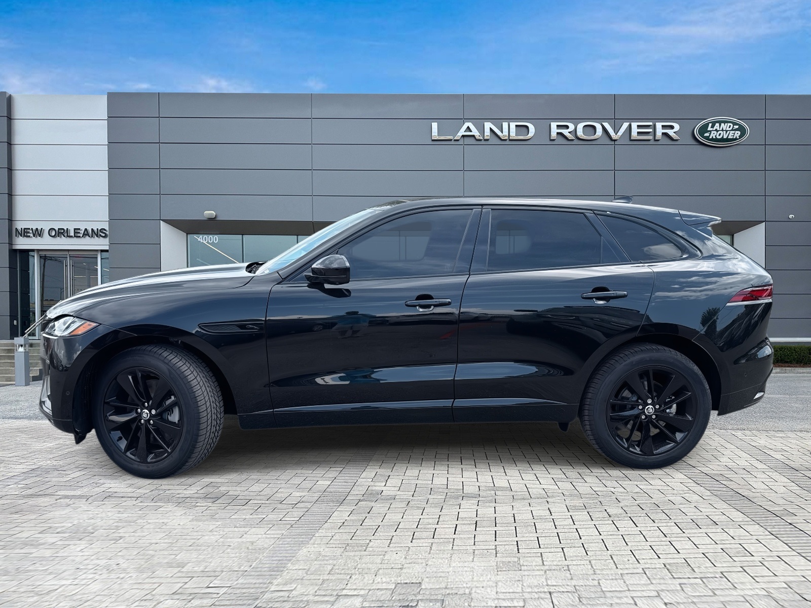 2026 Jaguar F-PACE P250 R-Dynamic S photo 2