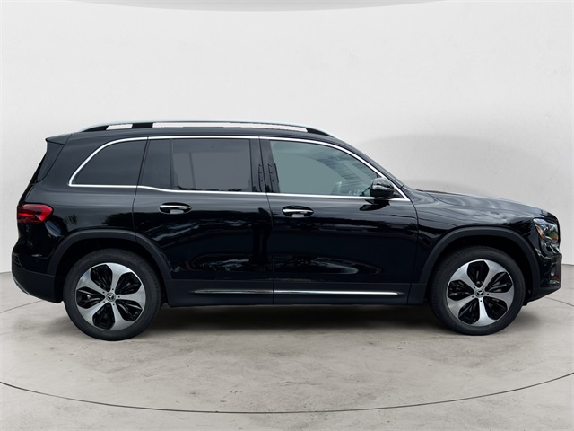 2025 Mercedes Benz GLB 250 4MATIC photo 6