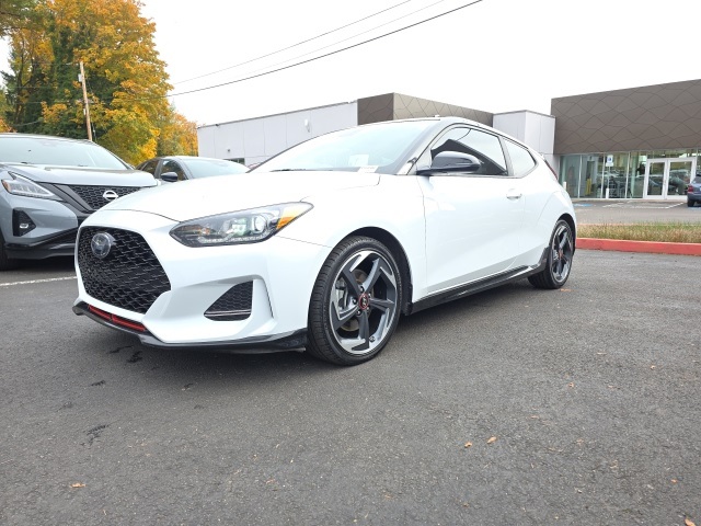 2020 Hyundai Veloster Turbo Ultimate photo 3