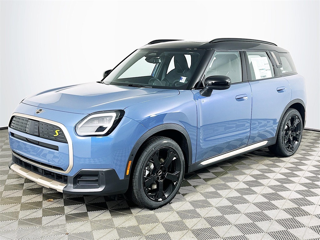 2026 MINI Countryman's photo