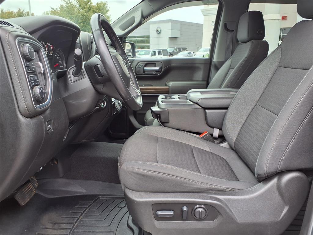 2022 Chevrolet Silverado 1500 RST photo 3