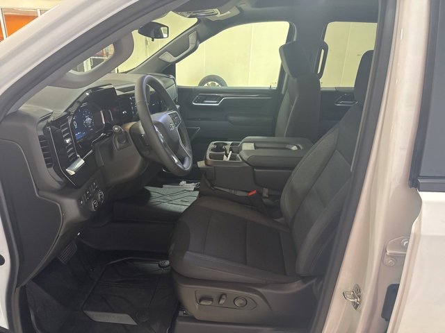 2026 Chevrolet Silverado 1500 RST photo 3