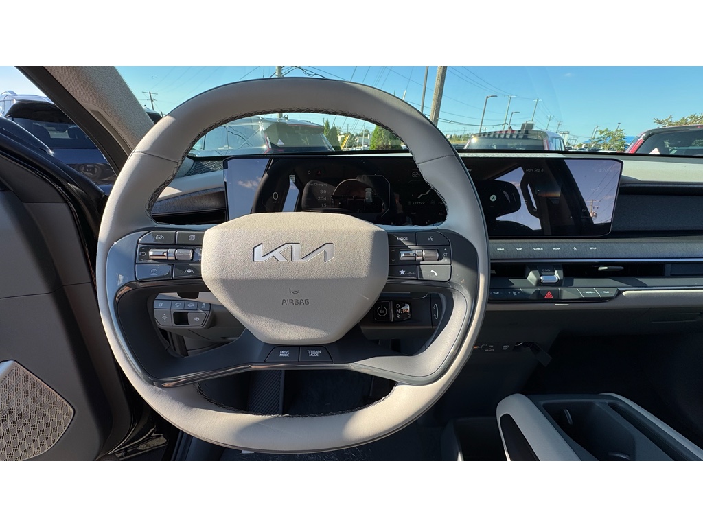 2026 Kia EV9 Wind photo 9