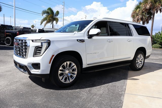2026 Gmc Yukon XL Denali photo 3