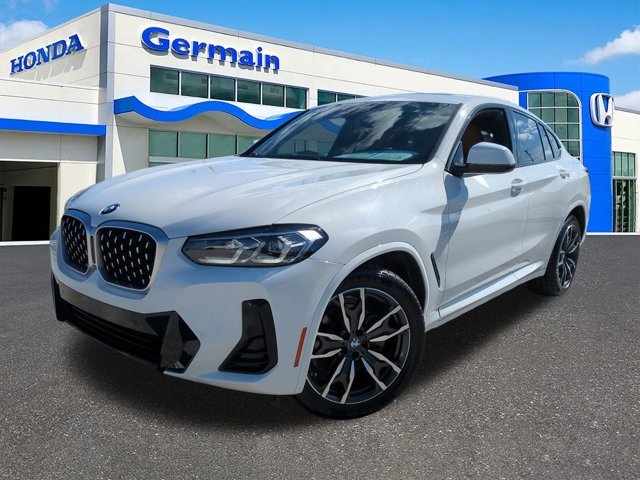2023 BMW X4 30i's photo