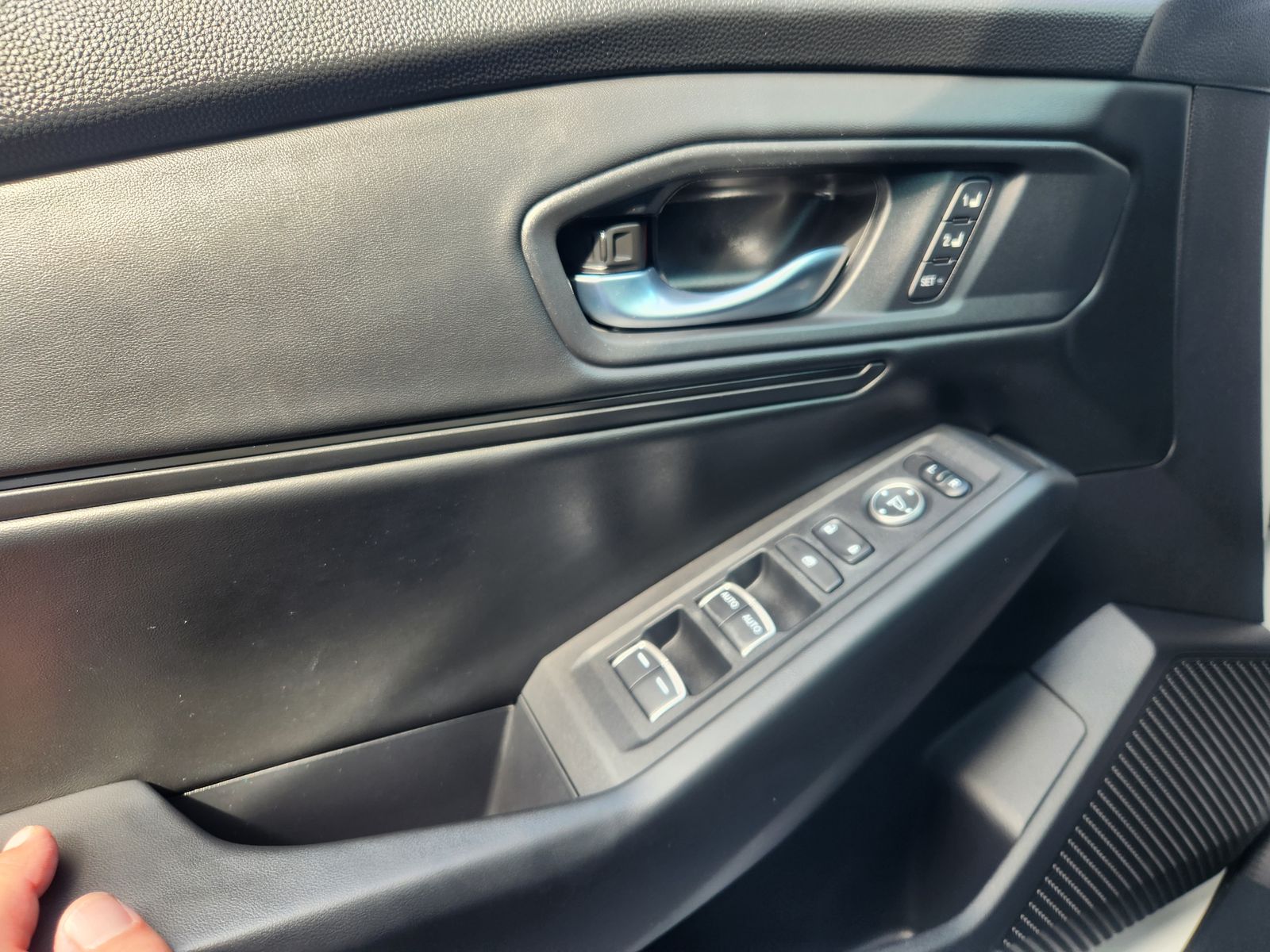 2023 Honda Accord Hybrid EX-L photo 24