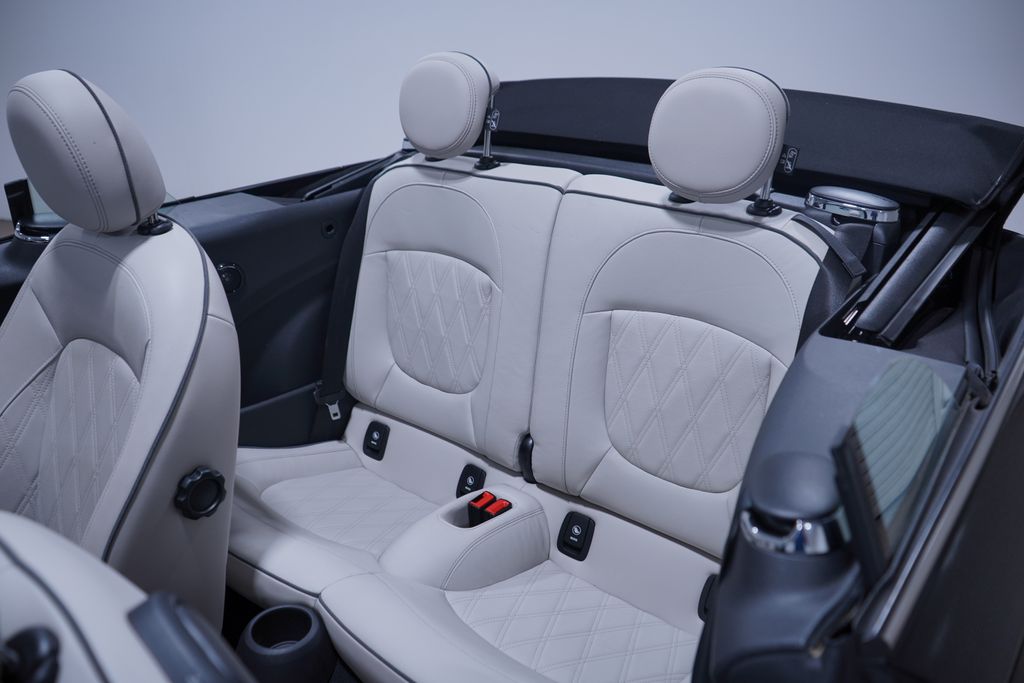 2022 Mini Cooper Convertible John Cooper Works photo 12
