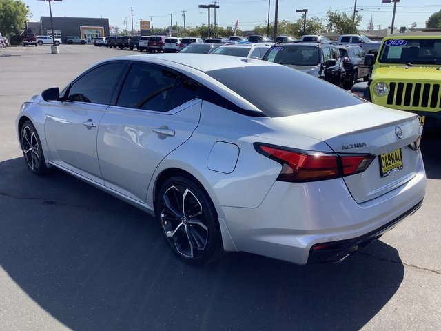2024 Nissan Altima SR photo 20
