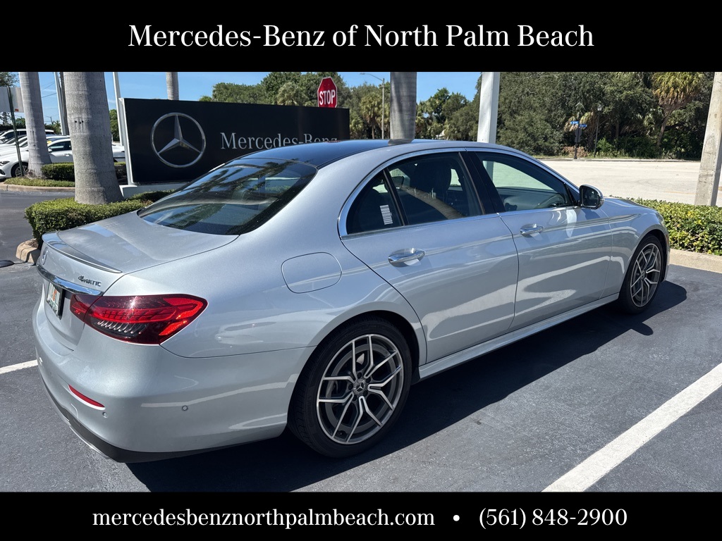 2021 Mercedes Benz E 350 4MATIC photo 3