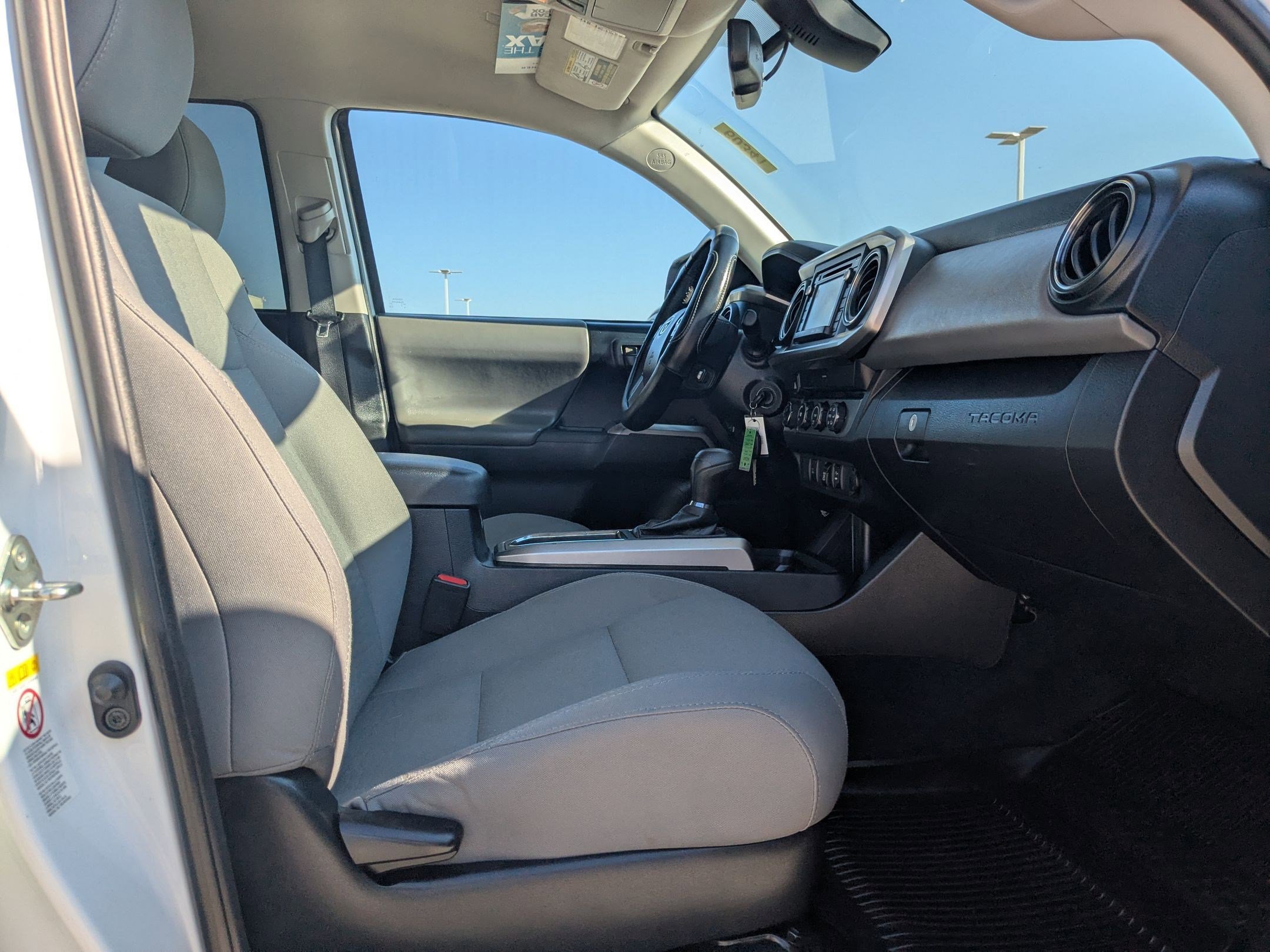 2019 Toyota Tacoma SR5 4x4 photo 22