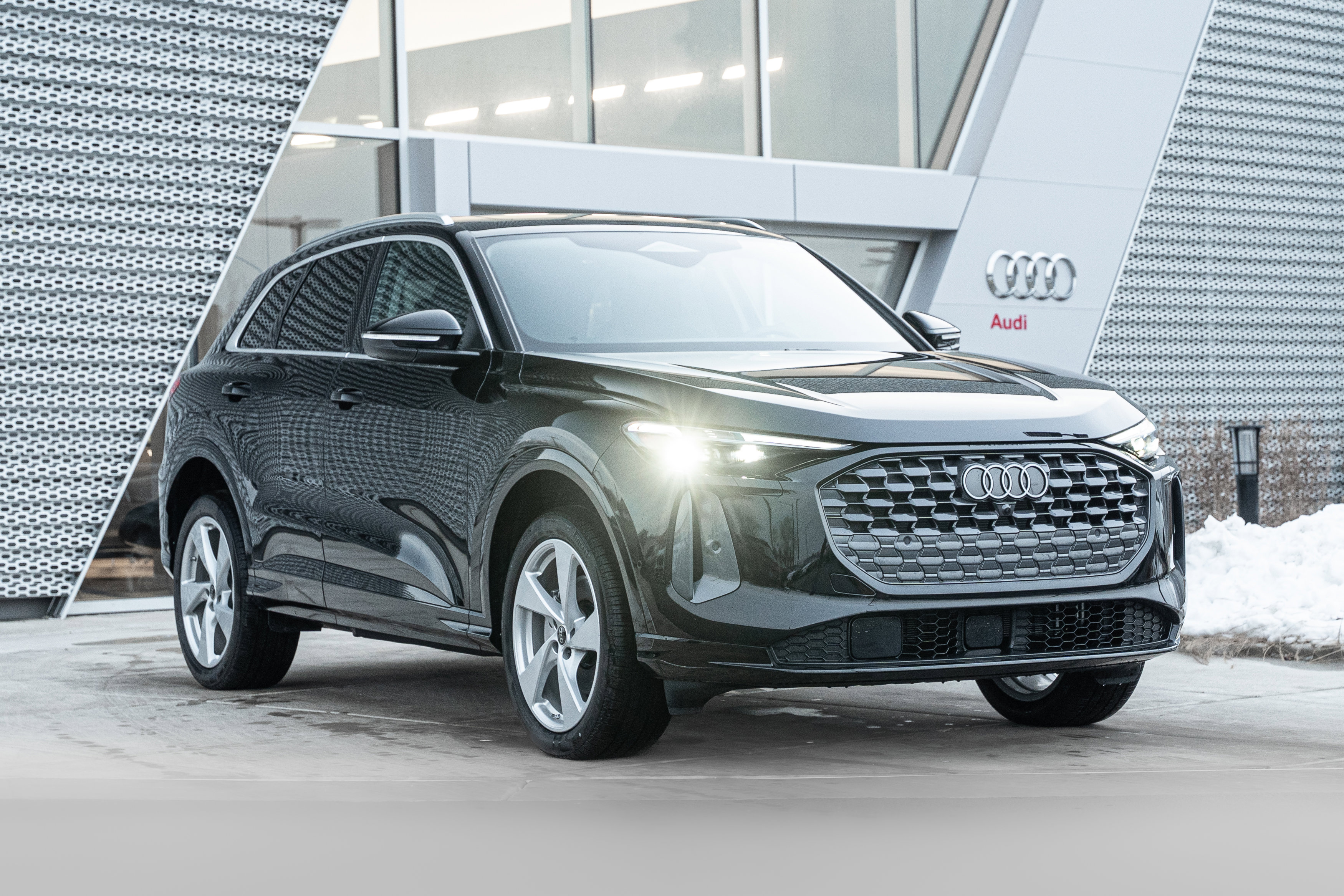 2025 Audi New Q5 Premium Plus's photo